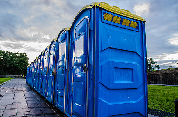 Porta potty delivery and setup in Old Jamestown, MO